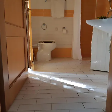 Villa Laurus Alghero Magnifica Con Piscina 122 *